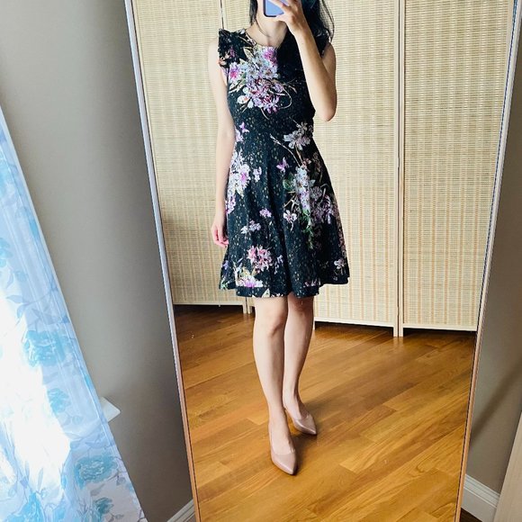 ERI+ALI Anthropologie Nevaeh Black Floral Lace Cut Out Sleeveless Dress 6 - Picture 1 of 9
